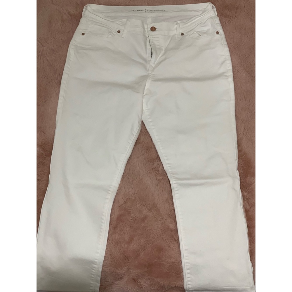 Old Navy Curvy Profile White Jeans